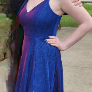Elegant Blue/Pink Color Changing Sleeveless Dress